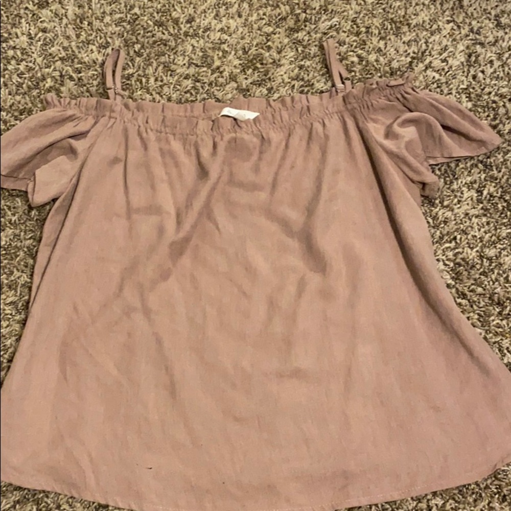 Off the shoulders with adjustable straps top